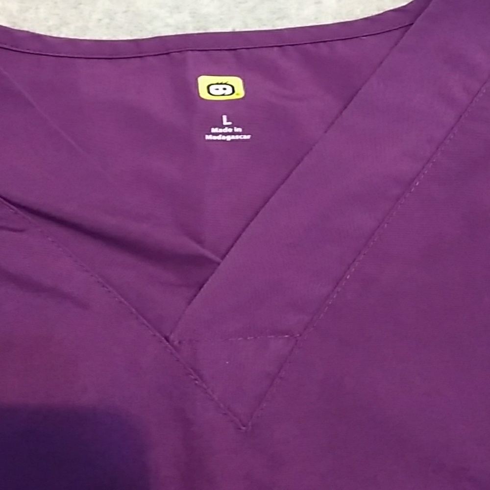 Scrub top